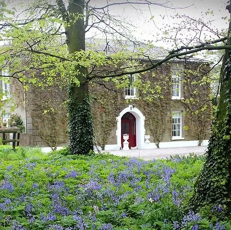 Bed & Breakfast Bansha House 5*