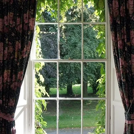 Bansha House Bed & Breakfast 5*